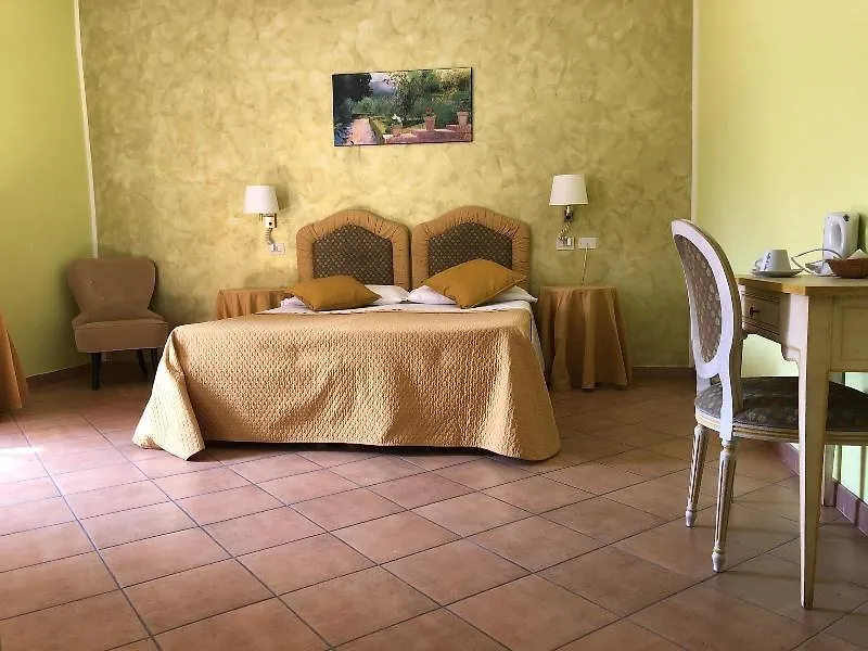 ***  Il Fondaccio Hotel Lizzano In Belvedere Italy