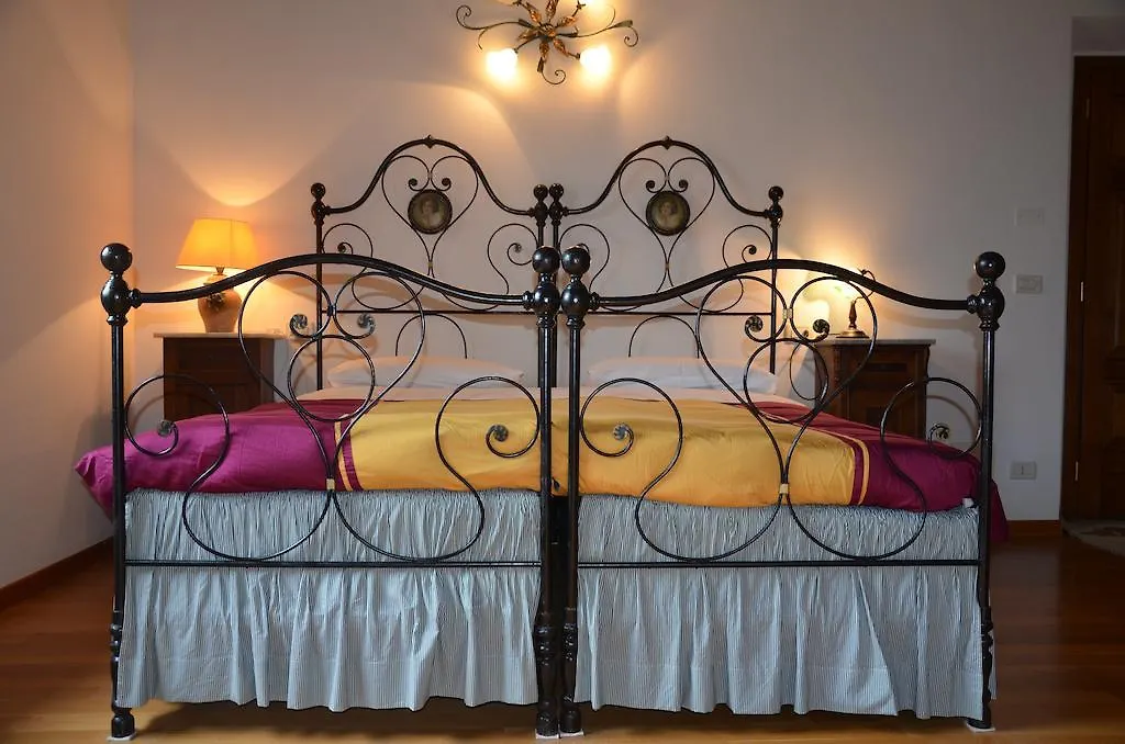 ***  Il Fondaccio Hotel Lizzano In Belvedere Italy
